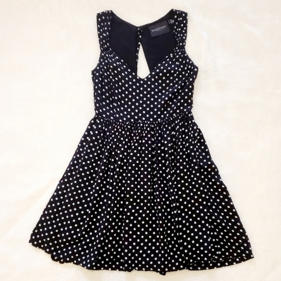 🎉3/$39 MINKPINK Polka-dot Skater Dress - Picture 10 of 10